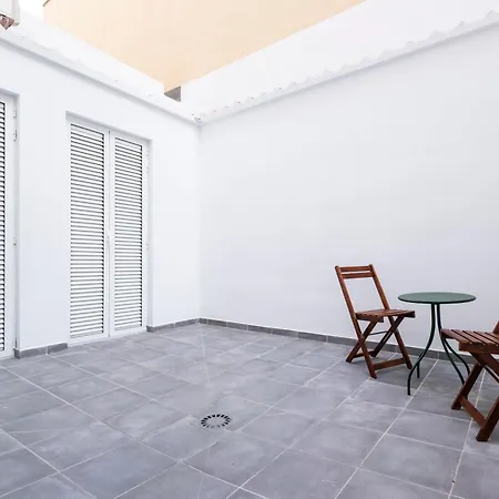 Apartment La Casa De La Pintora By Concept Flats *