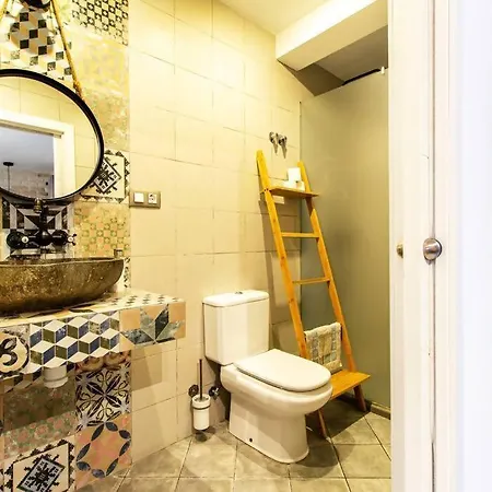 Chic Y Renovado Loft En La Playa Walencja