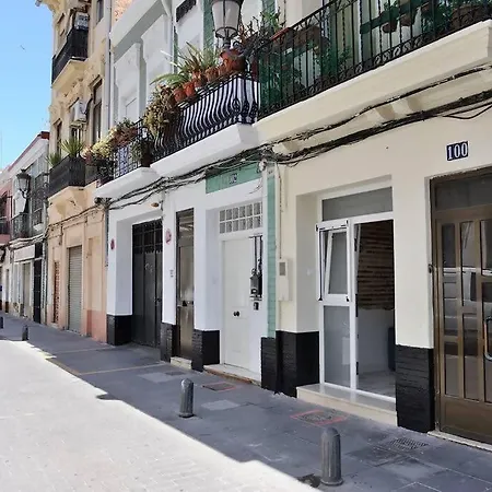 Chic Estudio Privado Al Lado De La Playa Apartamento