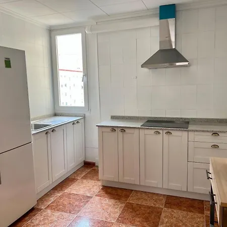 Apartamento Bonito Y Grande Cerca De La Playa *