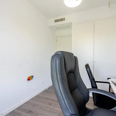 Apartamento Familiar Con Piscina En Capital Valencia