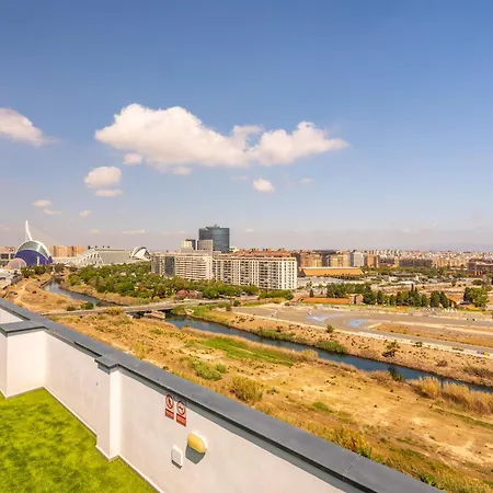 Apartamento Familiar Con Piscina En Capital *