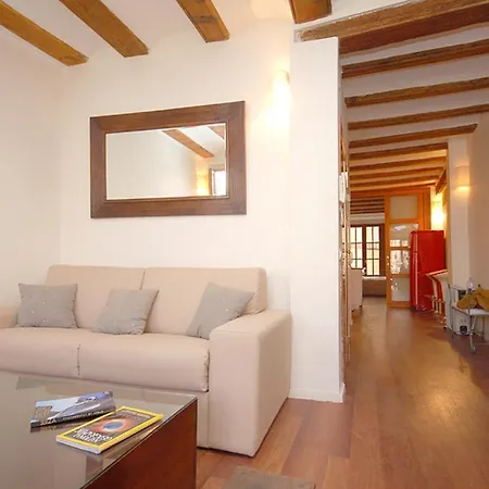 Apartament Beds & Breaks Ravel I *