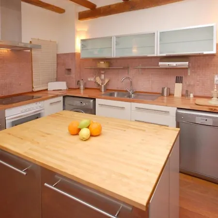 Apartamento Beds & Breaks Ravel I *