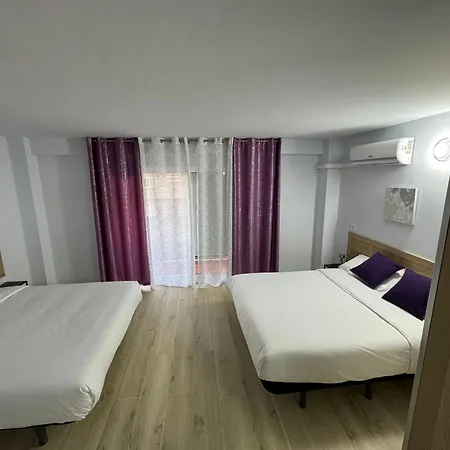 Apart-hotel Ynfinity 3*