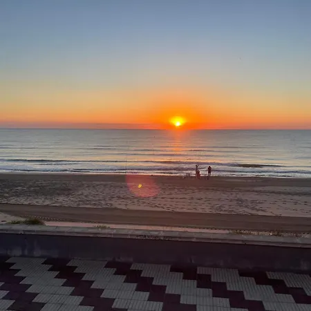 Apartamento Frente Al Mar *