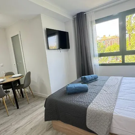 Versus Near Of Arts Iii Διαμέρισμα *