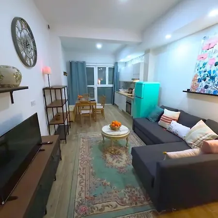 Amplio Y Colorido Piso アパート *