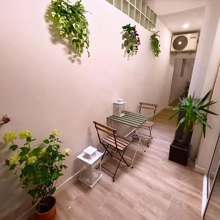 Amplio Y Colorido Piso アパート