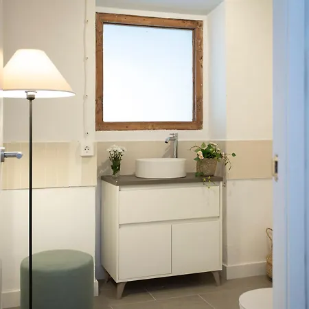 Apartman Singularstays Casa Del Grao *