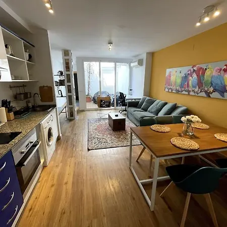 P1 Private Patio, Nice 1bdrm 2bath In Ruzafa *