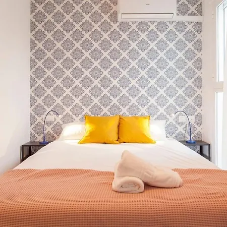 Apartment P1 Private Patio, Nice 1bdrm 2bath In Ruzafa *