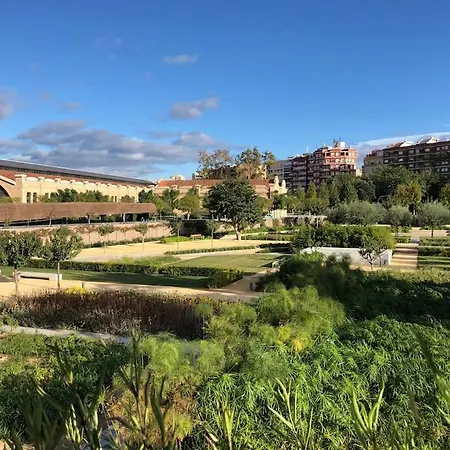 P1 Private Patio, Nice 1bdrm 2bath In Ruzafa Valencia