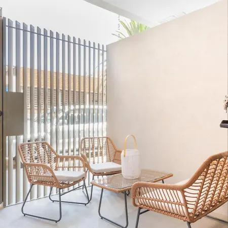 Mestalla Flats By Nomad Host