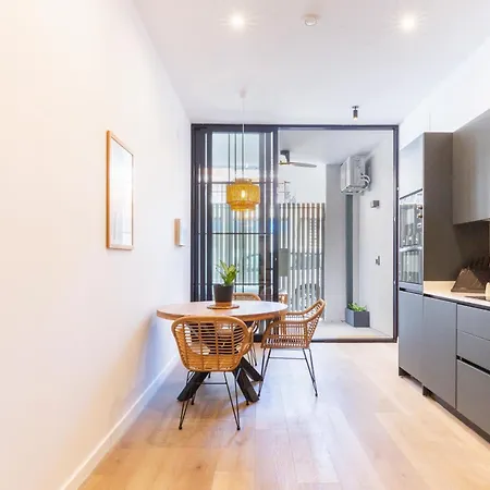 Mestalla Flats By Nomad Host