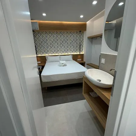 Con Bano Privado Y Cocina Compartida *