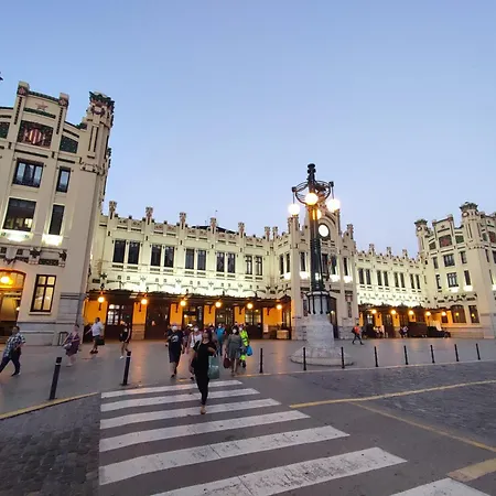 Turia Gardens - Authentic Parklife Downtown - Vlc Urban