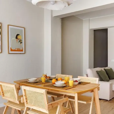 Cabanyal By The Beach Apartment