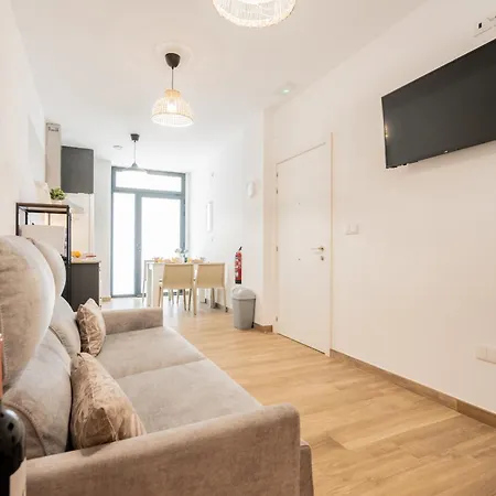 Visitval Flats 1 *