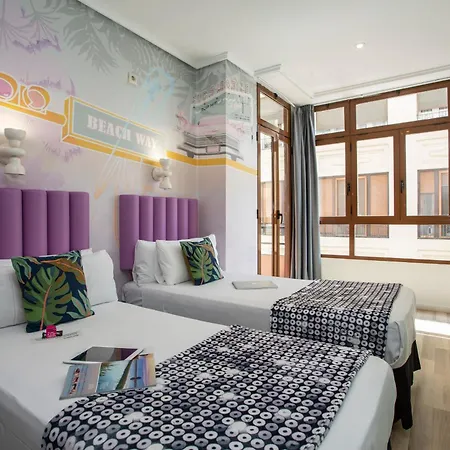 Casual Vintage Hotel