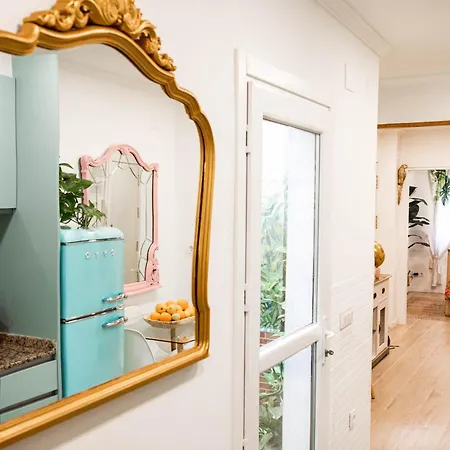 Artistic Flat Next To Ruzafa Welcome To The Jungle *