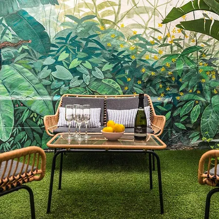 Artistic Flat Next To Ruzafa Welcome To The Jungle * Valencia