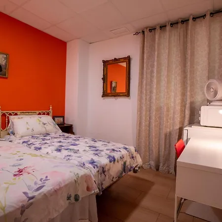 Mirador 2 Del Mercado - Con Baño Privado En El Centro De La Ciudad Vella