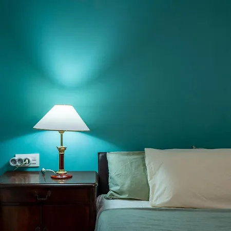 Mirador 1 Del Mercado - Con Bano Privado En El Centro De La Ciudad Vella Homestay *