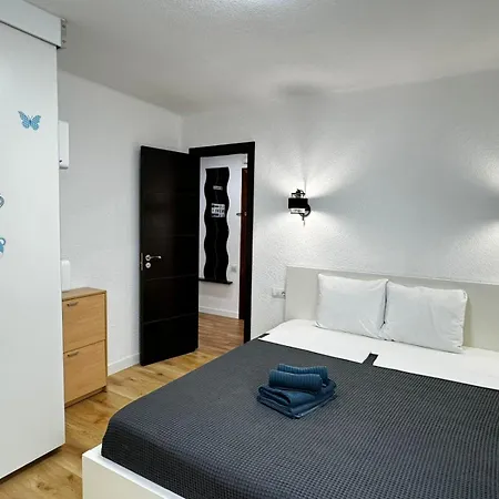 Apartamento Mestre Valls 13 *