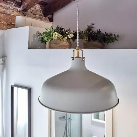 Ruzafa Modern Lofts Apartman *