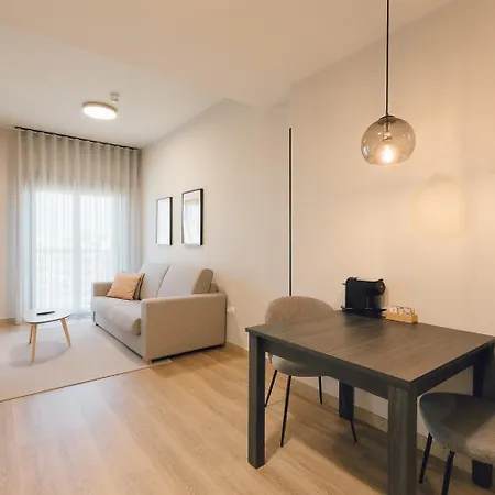 Palau & Hotel apartamentowy *