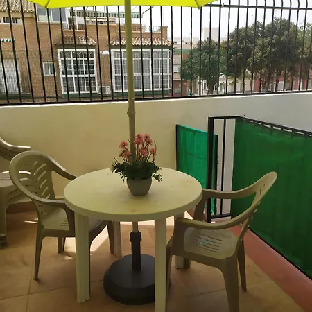 Con 5 Camas Playa 1min Con Wi-fi Alta Velocidad Patio Y Terraza Apartment *
