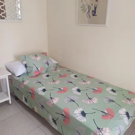 Con 5 Camas Playa 1min Con Wi-fi Alta Velocidad Patio Y Terraza Puerto de Sagunto