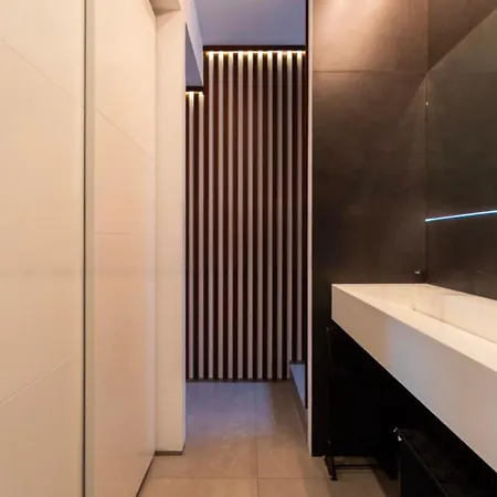 Arenas Apartment *