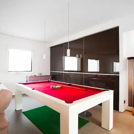 Apartment Arenas *