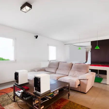 Apartment Arenas *