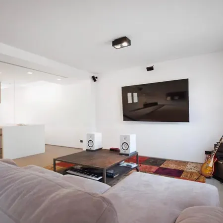 Apartment Arenas