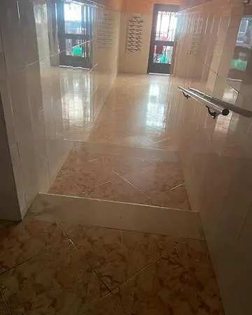 Apartman Matrimonio En Vivienda Compartir Recien Reformada