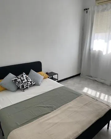 Matrimonio En Vivienda Compartir Recien Reformada