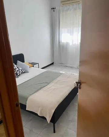 Apartman Matrimonio En Vivienda Compartir Recien Reformada