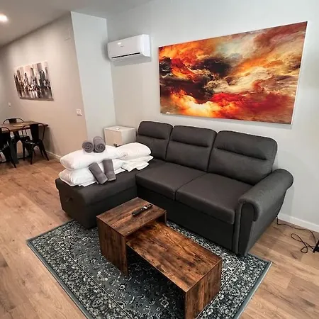 Apartment Artes Y Ciencias D With Fast Wifi And Terrace *