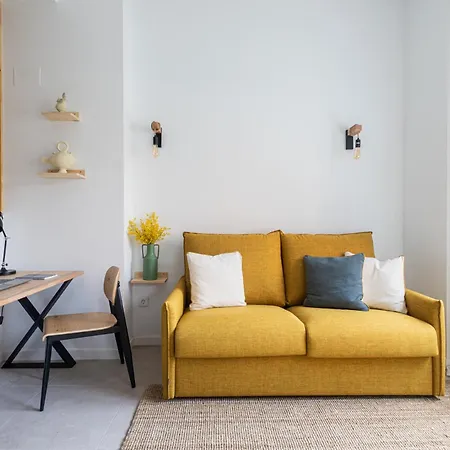 Florit Flats - Stylish Ceramic With Free Bicycles By The Joaquin Sorolla Station *