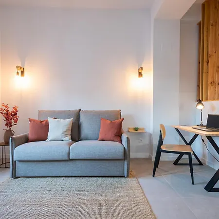 Florit Flats - Stylish Ceramic With Free Bicycles By The Joaquin Sorolla Station Διαμέρισμα