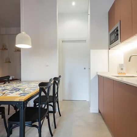 Florit Flats - Traditional Valencia Ceramic Apartments, Bicycles For You! *