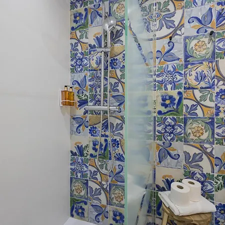 Florit Flats - Traditional Valencia Ceramic Apartments, Bicycles For You! * 瓦伦西亚