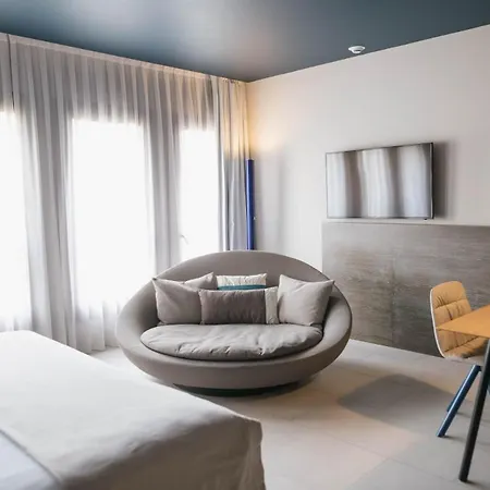 Myr Plaza Mercado & 4* Valenza