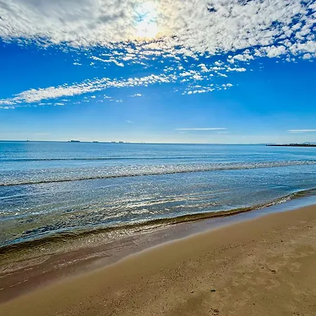 Luminoso Playa Pinedo * Valencia