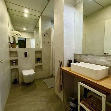 Apartamento Elegante Y Nuevo *