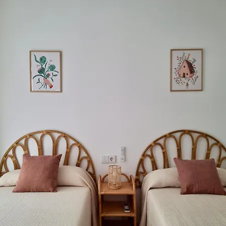 Bonito De 2 Cerca De La Estacion Joaquin Sorolla 瓦伦西亚