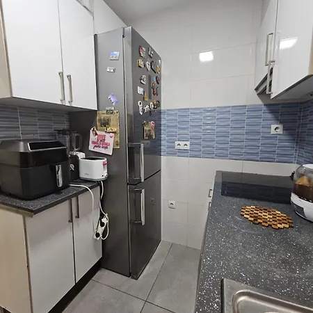 Проживание в семье Comoda Y Acogedora Habitacion En *